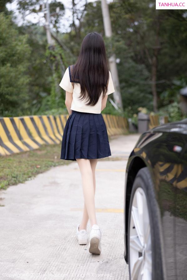 林星阑  [XiuRen]高清写真图 2023.01.12 No.6126 林星阑 制服美腿第4张图片